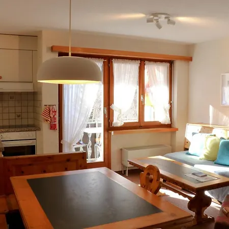 Apartment Chesa Dominium