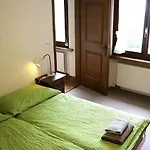 Chesa Dominium Apartamento